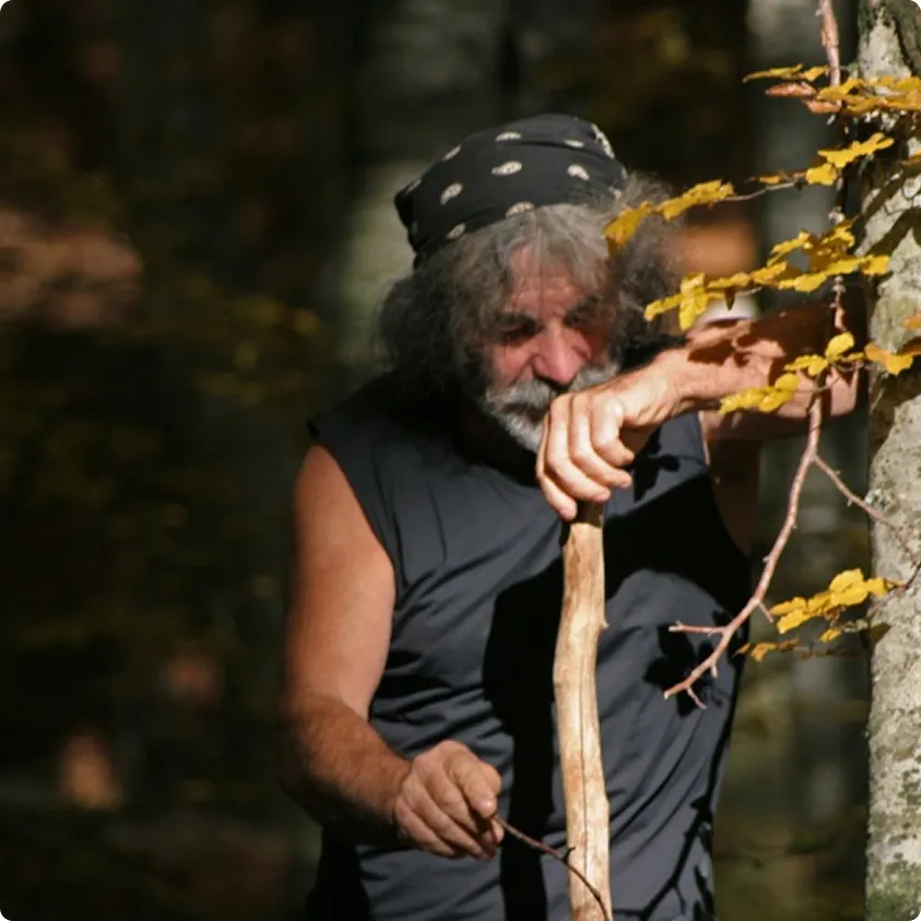 Una serata in compagnia del celebre alpinista, scrittore e scultore Mauro Corona